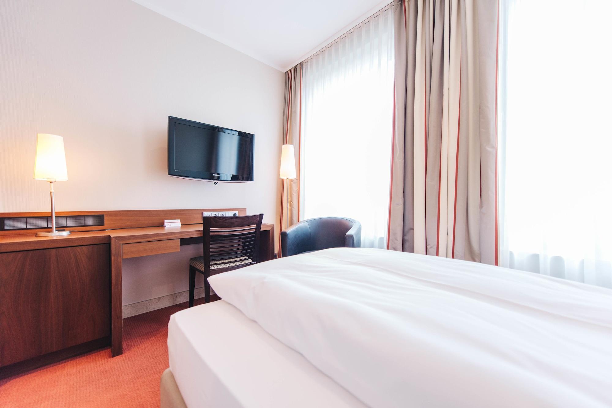 Hotel Kocks Am Muehlenberg Мильгейм-на-Руре Экстерьер фото