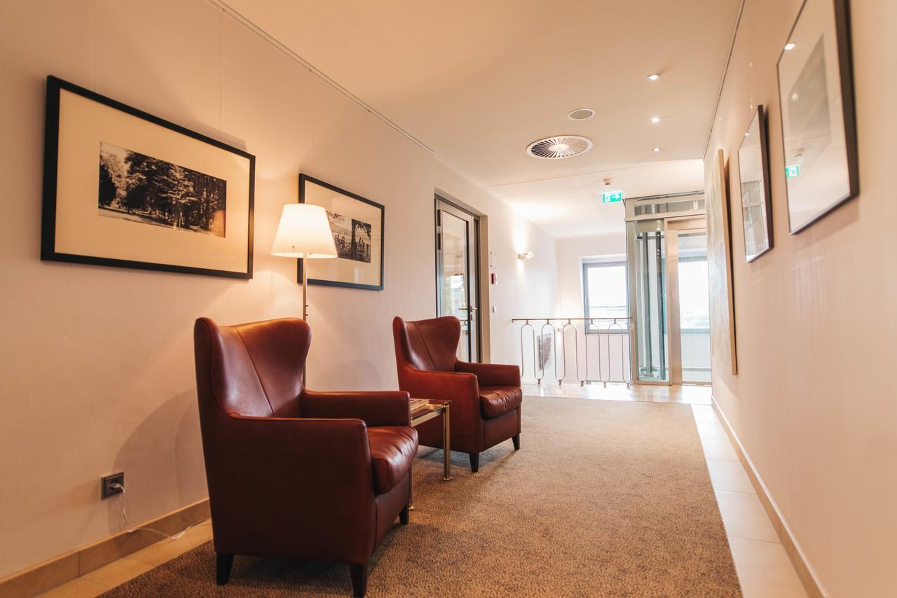 Hotel Kocks Am Muehlenberg Мильгейм-на-Руре Экстерьер фото