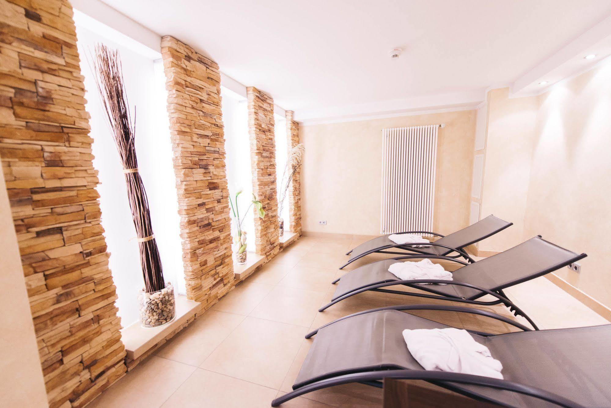 Hotel Kocks Am Muehlenberg Мильгейм-на-Руре Экстерьер фото